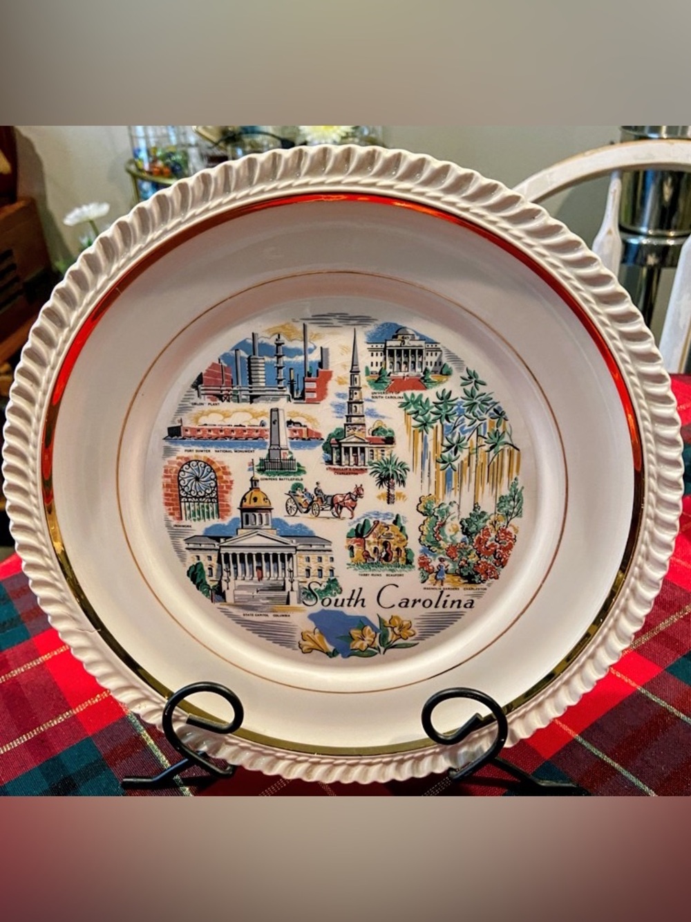 Decorative South Carolina Commemorative Plate in White with Gold Trim